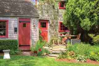 8 of Nantucket’s Most Authentic Cape Cod Cottages